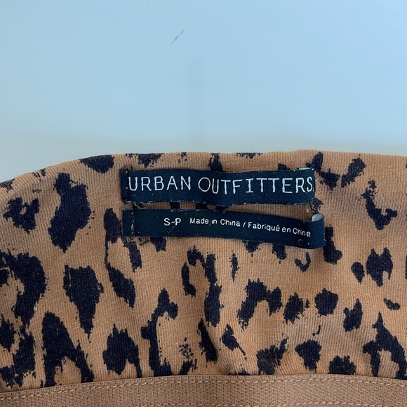 Leopard Print Top - Picture 4 of 6